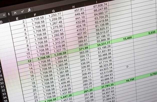 Особенности склонения слова «бор» в литературных и разговорных текстах
